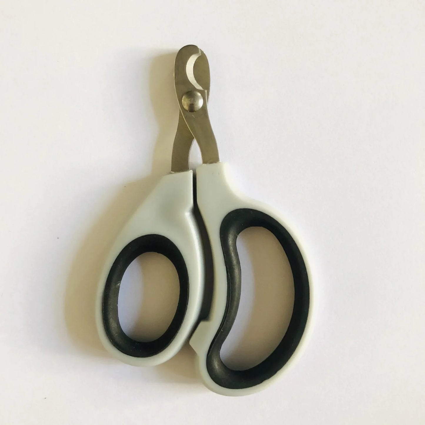 Coupe Ongle pour chat gris noir surface